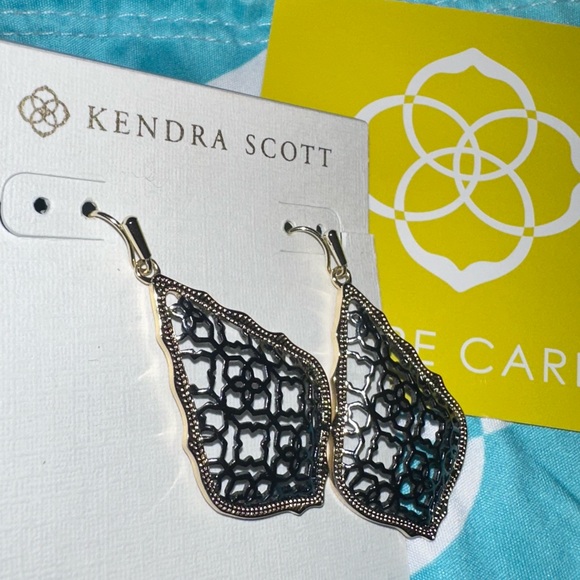 Kendra Scott Earrings - Picture 2 of 5